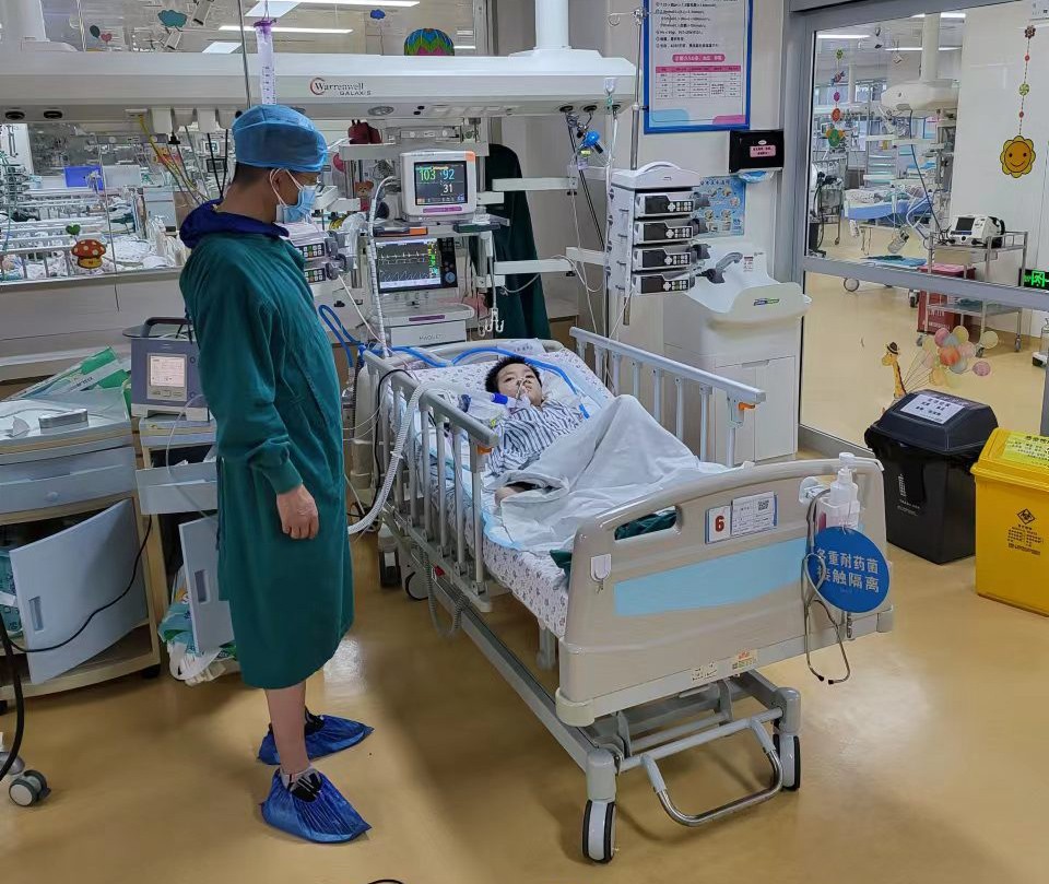 呼图壁县跨省救护车出租公司